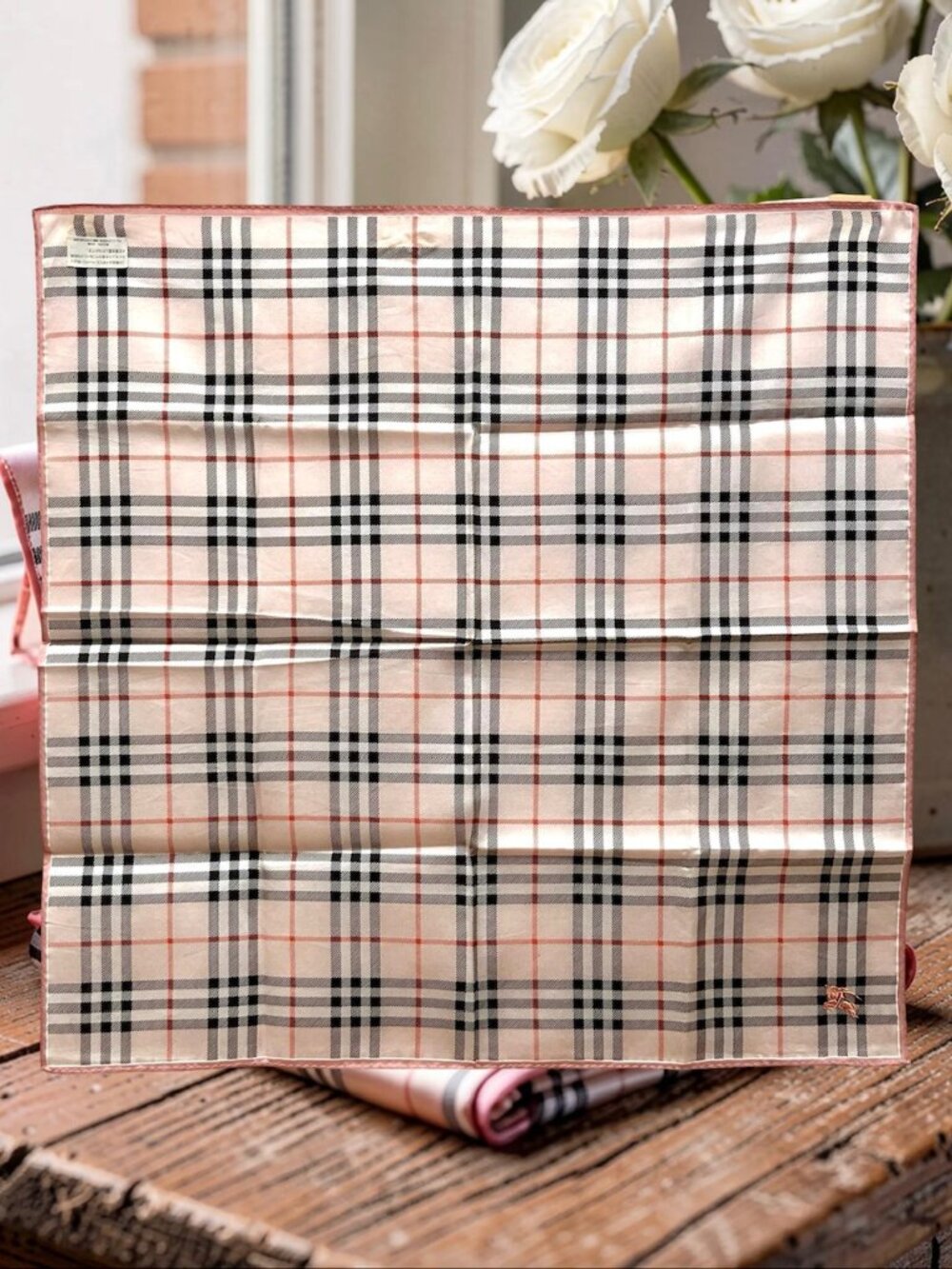 New- Burberrys mini scarves /neck-kerchief19.5"x19.5 Pink  gray black check (99) - Picture 10 of 10